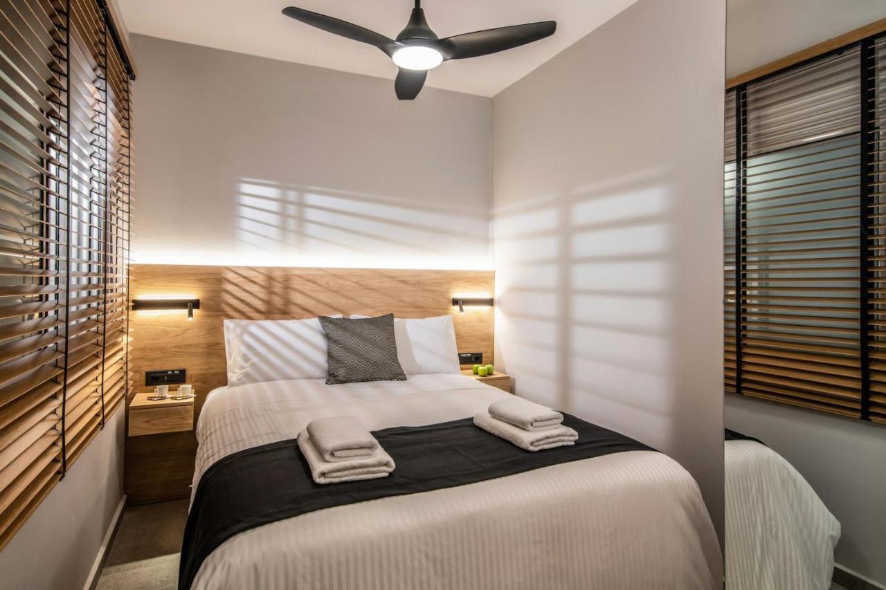 The Big Little One. Stylish & Convenient Apartment كاندية المظهر الخارجي الصورة