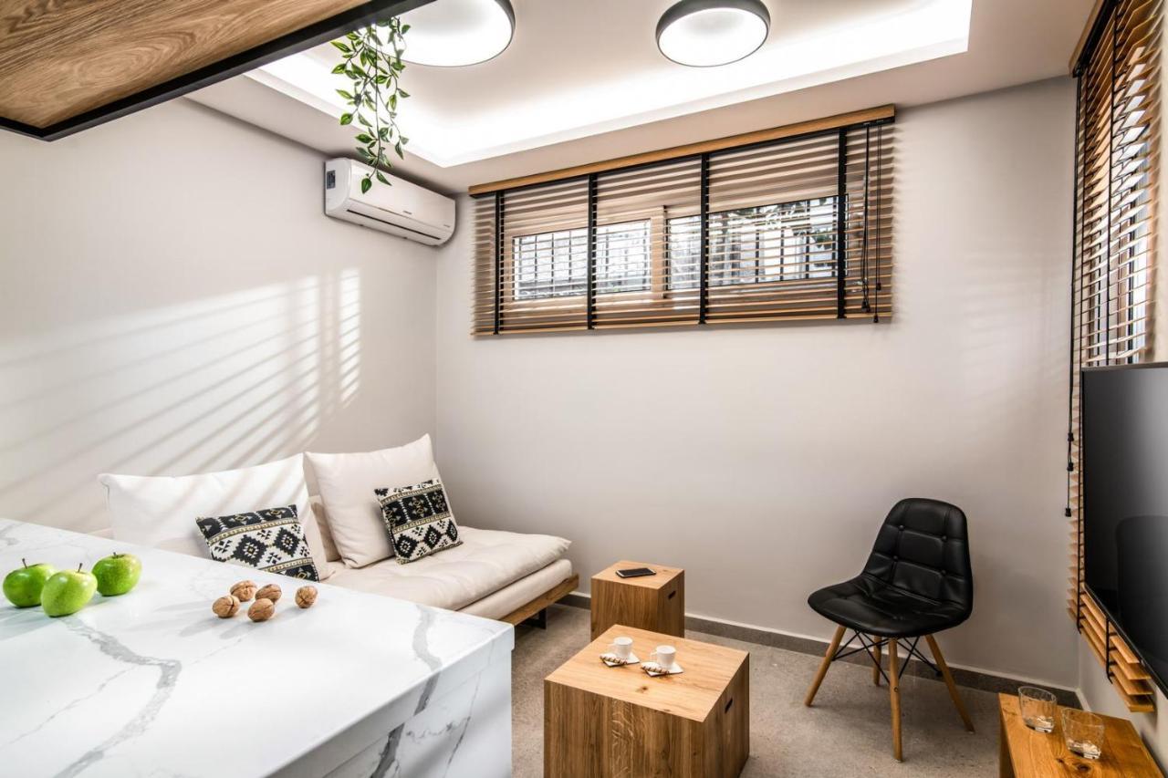 The Big Little One. Stylish & Convenient Apartment كاندية المظهر الخارجي الصورة